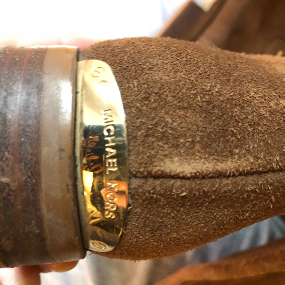 Caramel Michael Kors knee high suede boots - Picture 2 of 6